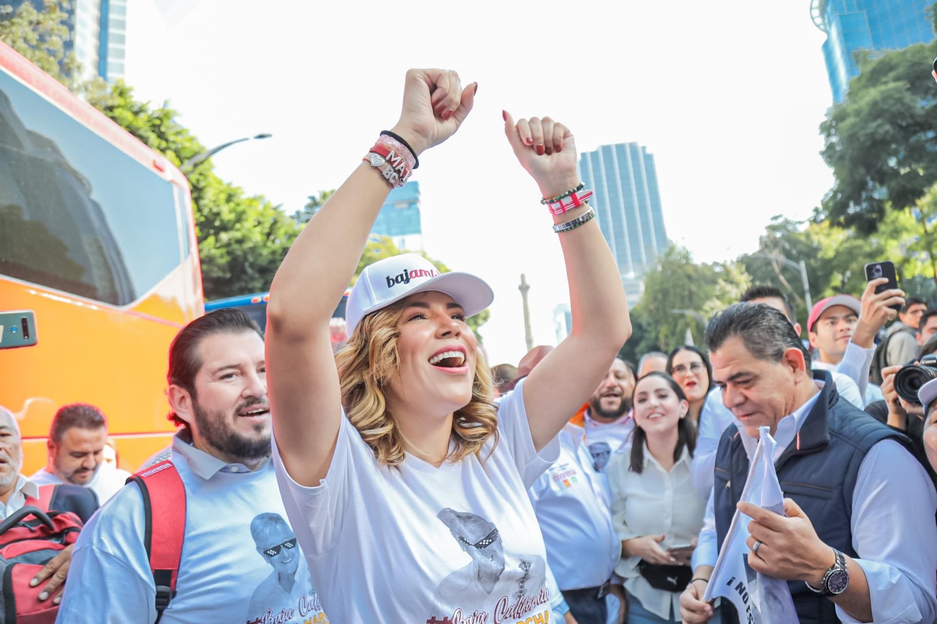 Marina del Pilar acompañó a AMLO en la llamada Marcha por la Transformación