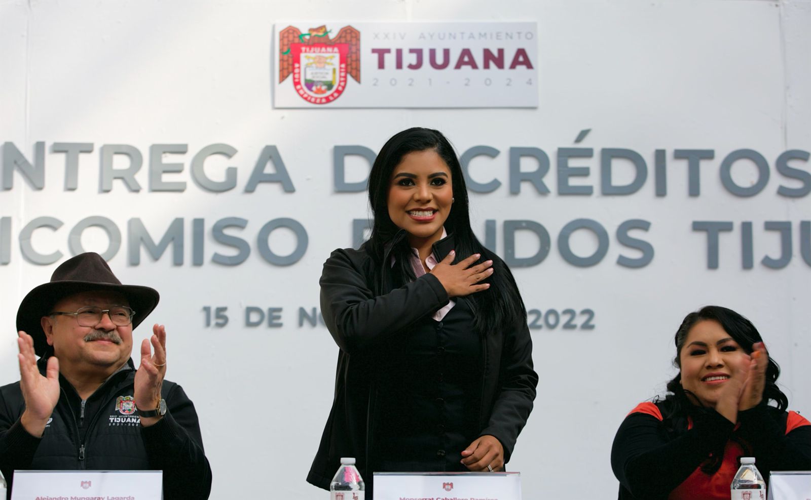 Alcaldesa Montserrat Caballero encabeza sexta entrega de créditos del fideicomiso fondos Tijuana