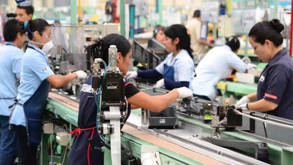 Permitirán empresas en Tijuana ver juegos de la selección durante el Mundial en horario laboral