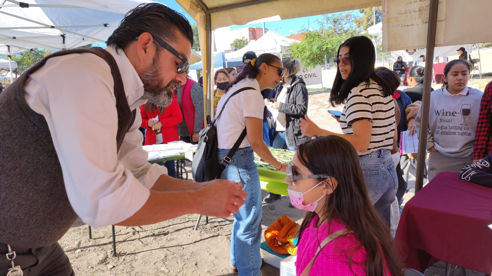 Beneficia jornada de bienestar a más de mil 600 personas en delegación la presa A.L.R