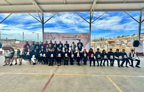 Presentan Antología de relatos alumnos de Cecyte Rosarito