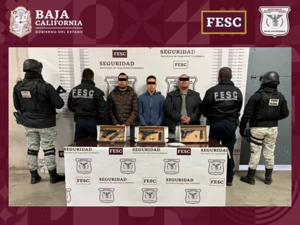 Detienen FESC y SEDENA a 3 hombres armados tras denuncia ciudadana