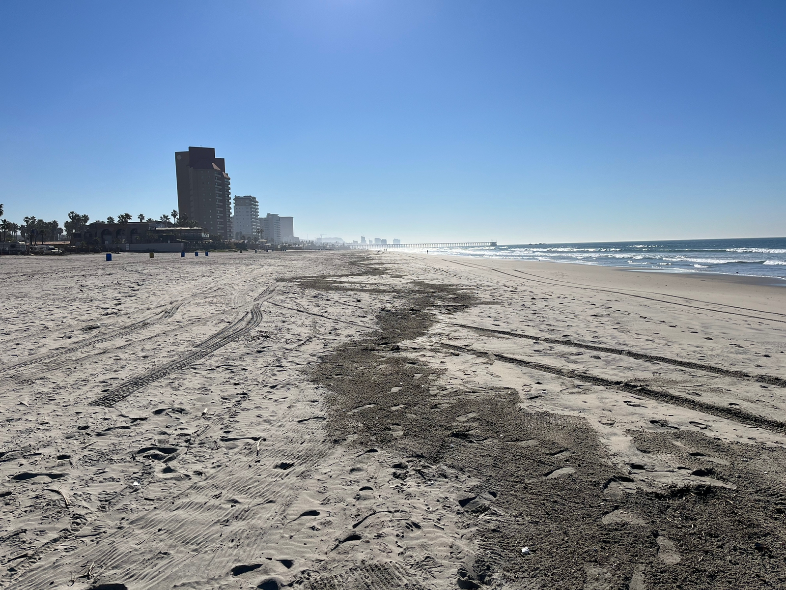 Reitera Gobierno de Playas Rosarito monitoreo permanente para revisar niveles óptimos de la playa