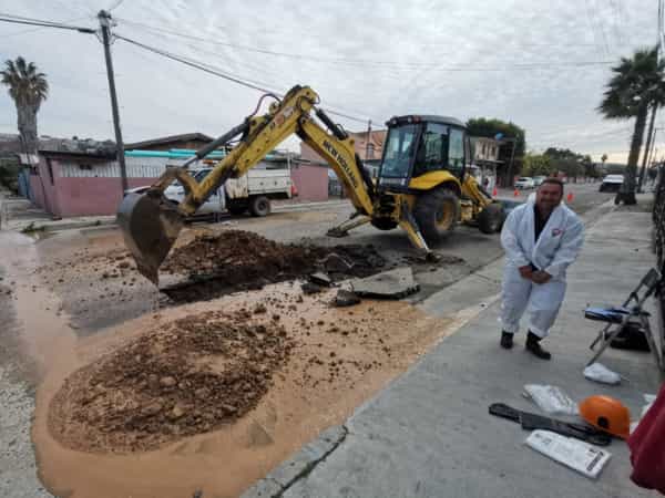 Trabaja CESPT en reposición de la red de alcantarillado sanitario de la colonia Ciudad Jardín