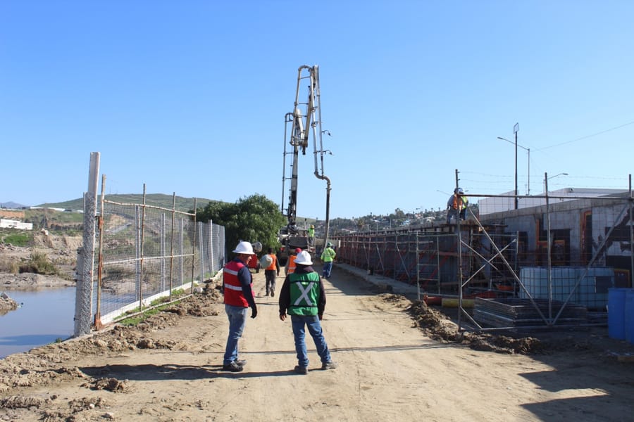 Avanza SIDURT en la construcción del nuevo puente los olivos en el municipio de Tijuana