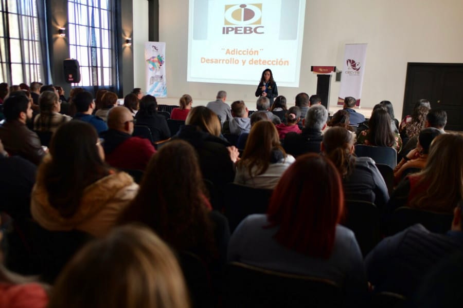 Celebran CECyTE BC e IPEBC CICLO de conferencias de prevención y Salud Mental