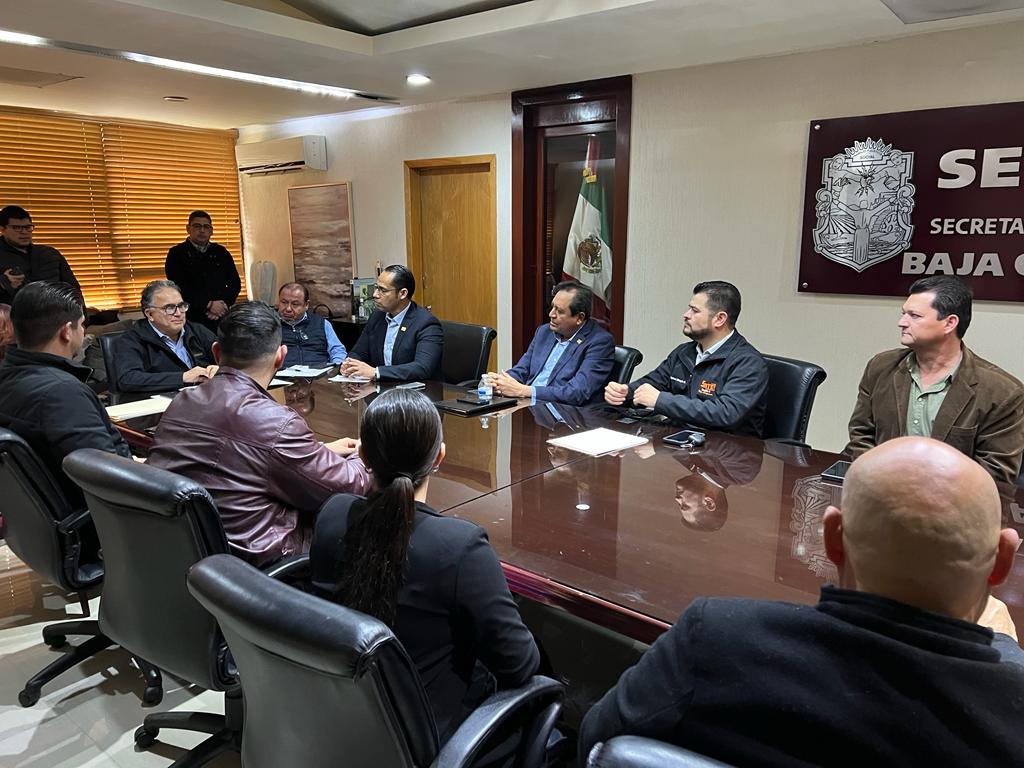 Firman Secretaría de Educación y SNTE sección 2 avances de lineamientos de Carrera Administrativa