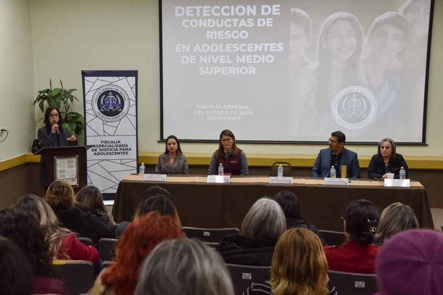 Fortalece COBACH BC formación de calidad para su alumnado