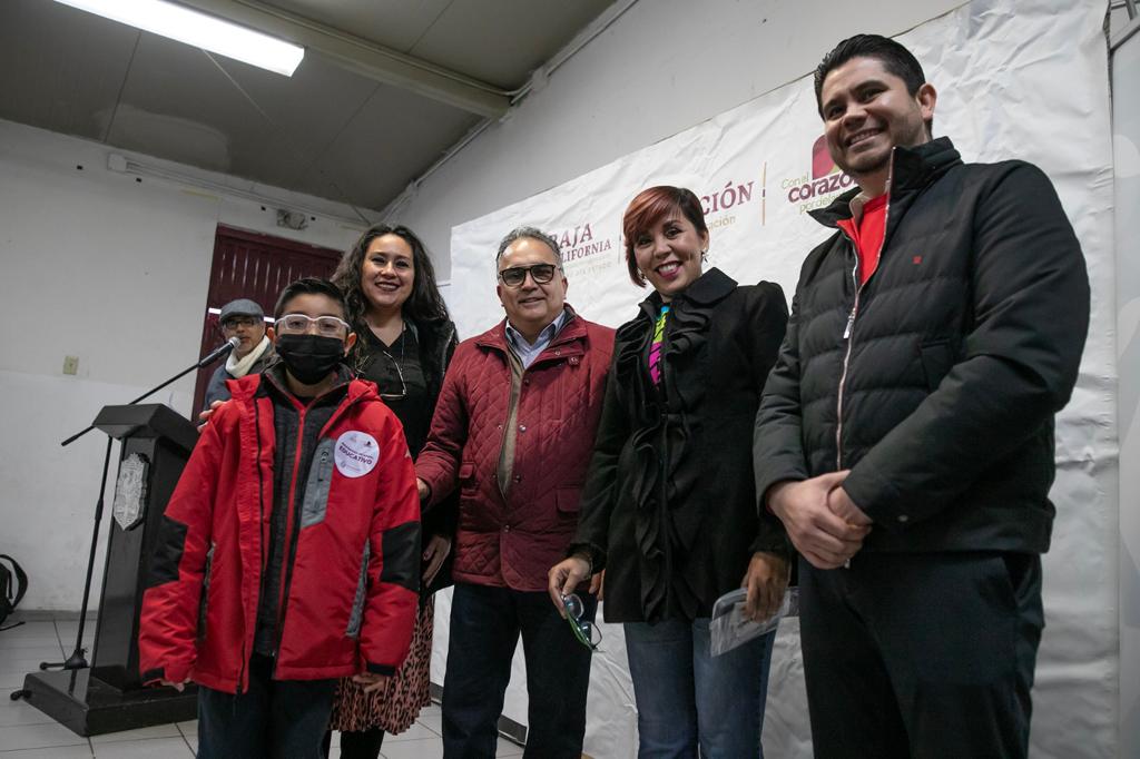 Otorga Secretaría de Educación lentes a casi 3 mil alumnos de Educación Básica en Mexicali