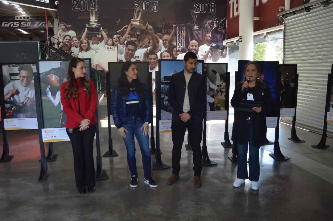 Inauguran Colección de Paseo de la Fama 2022 en Auditorio Zonkeys