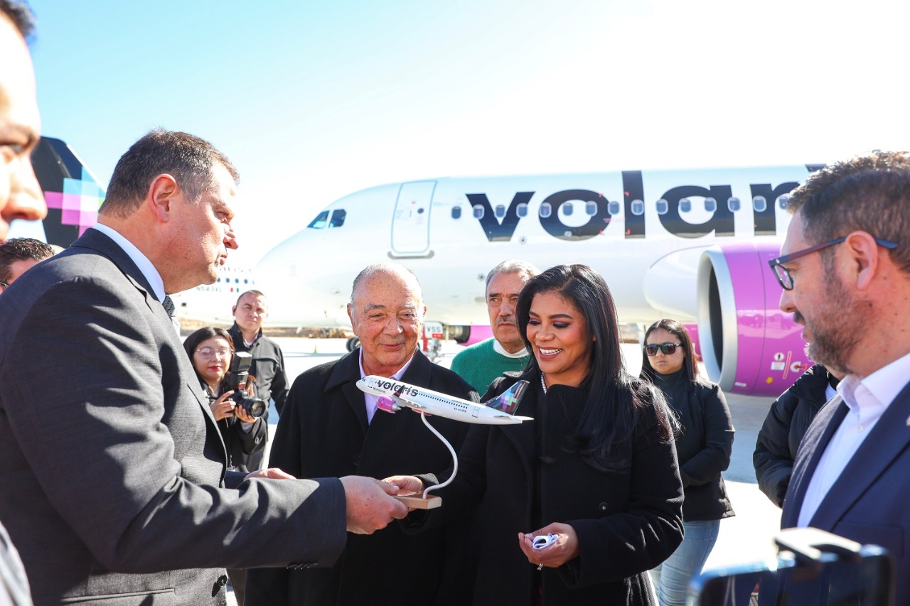 Visita alcaldesa expansión de plataforma Volaris-Matrix en Aeropuerto de Tijuana