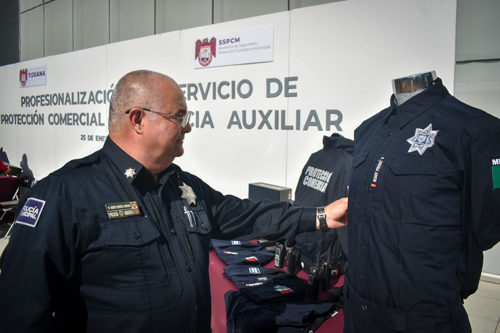 Tras 11 años histórico incrementó de sueldo para policías comerciales y guardias auxiliares