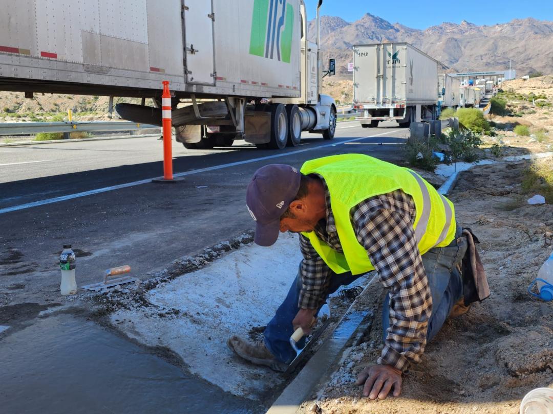 Realiza FIARUM obras hidráulicas en autopista Centinela – La Rumorosa