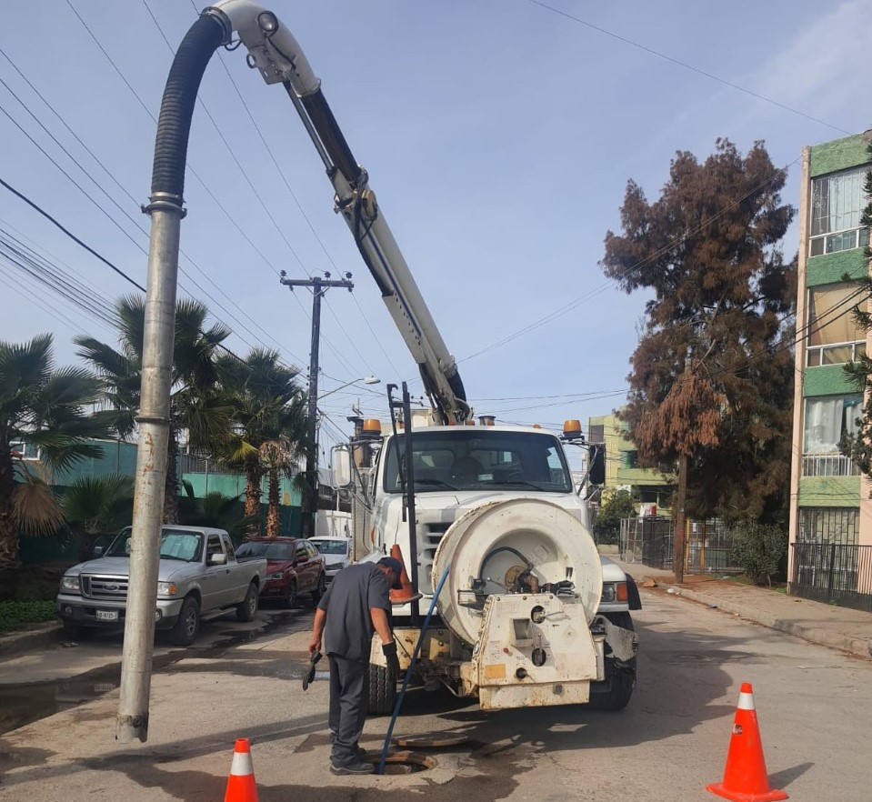 Realiza CESPT trabajos de saneamiento en diversas zonas de Tijuana