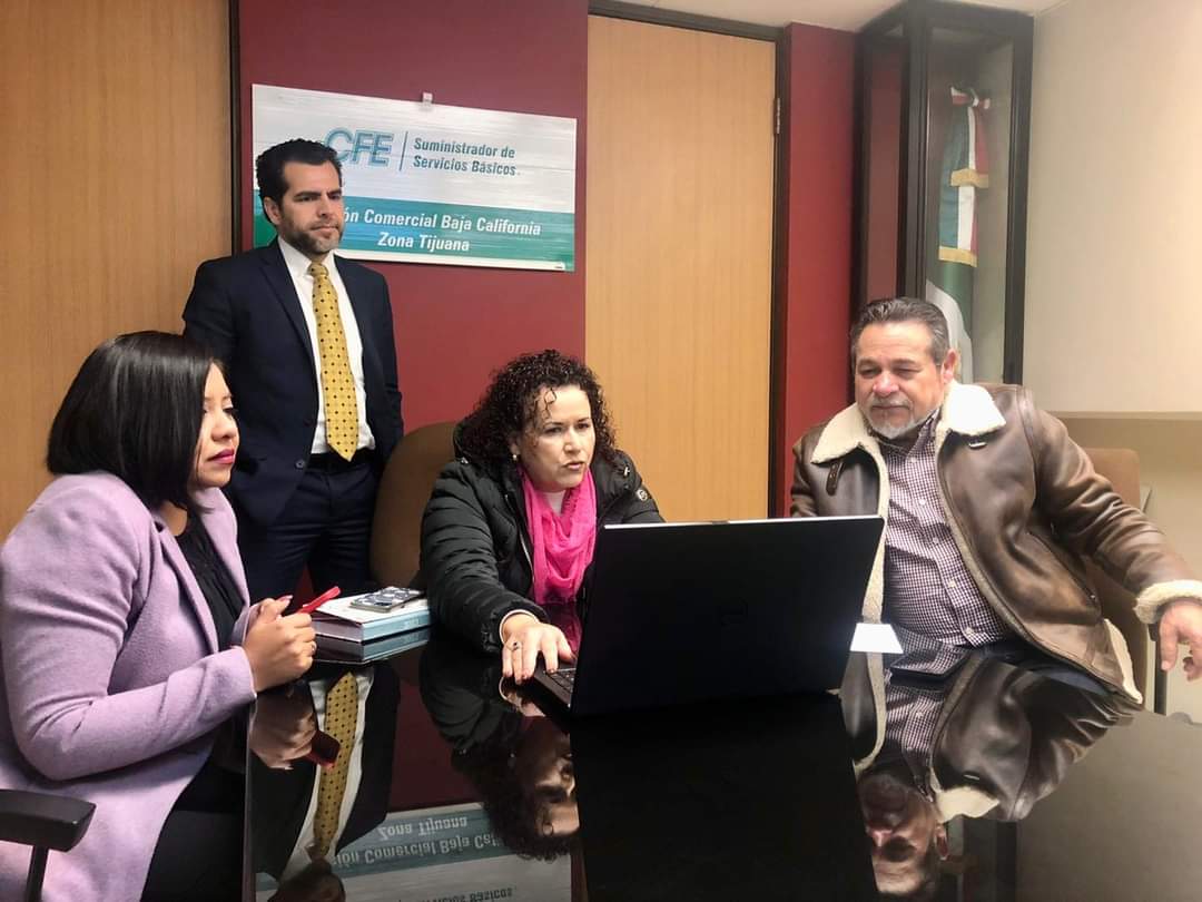 Realizan gestiones SGG y CFE para atender temas de alumbrado en Valle de Las Palmas