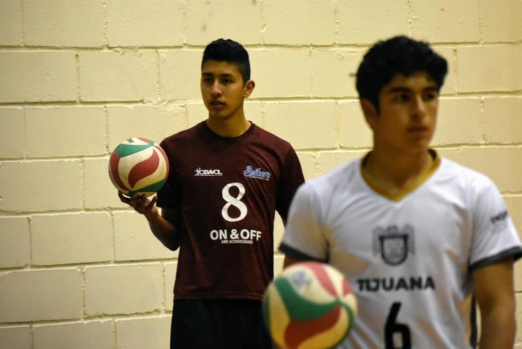 Impulsa INDE entrenamientos de selecciones varoniles del vóleibol de Baja California para lograr más hazañas