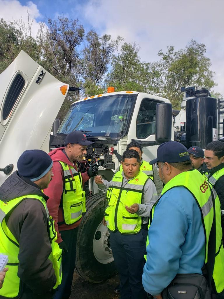 Eficientiza CESPT la operación y mantenimiento de equipos de desazolve para brindar un mejor servicio