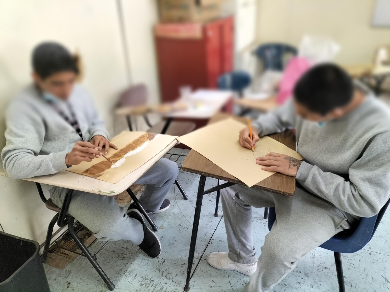 Aplica CESISPE pintura artística como instrumento de reinserción social en adolescentes del CIA de Tijuana