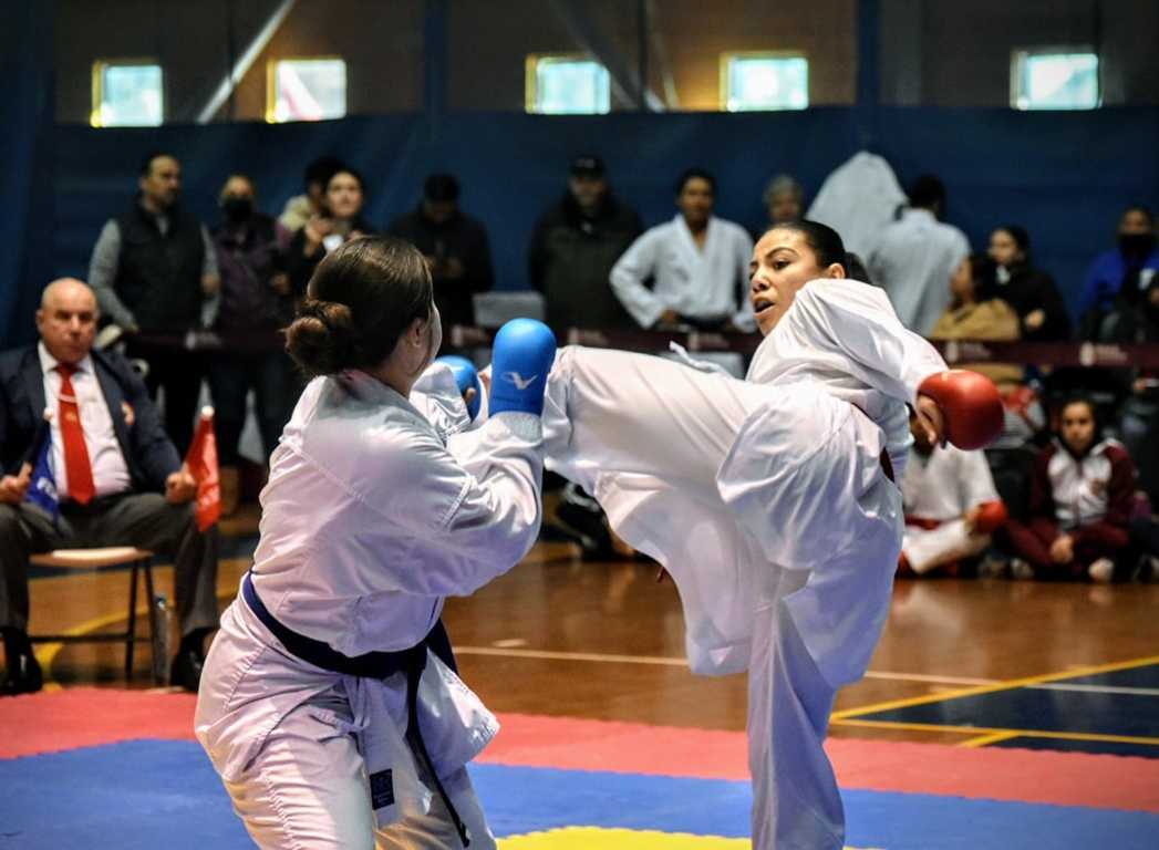 Garantiza el INDE BC el pago de vuelos para el macro regional CONADE a los Campeones Estatales de Karate