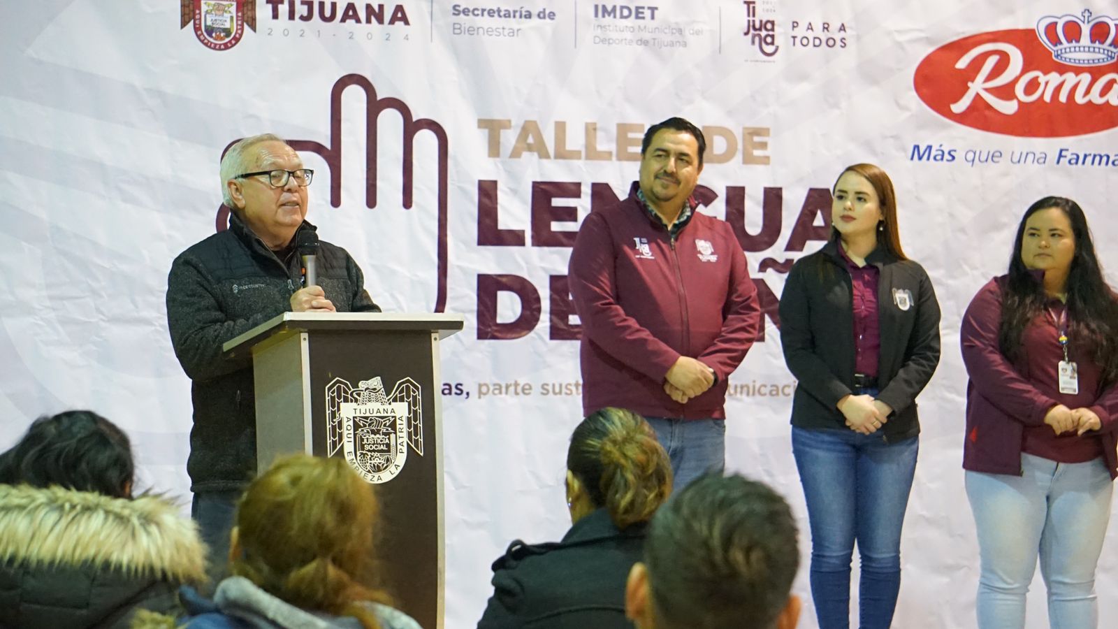 Realizó Ayuntamiento taller de lengua de señas