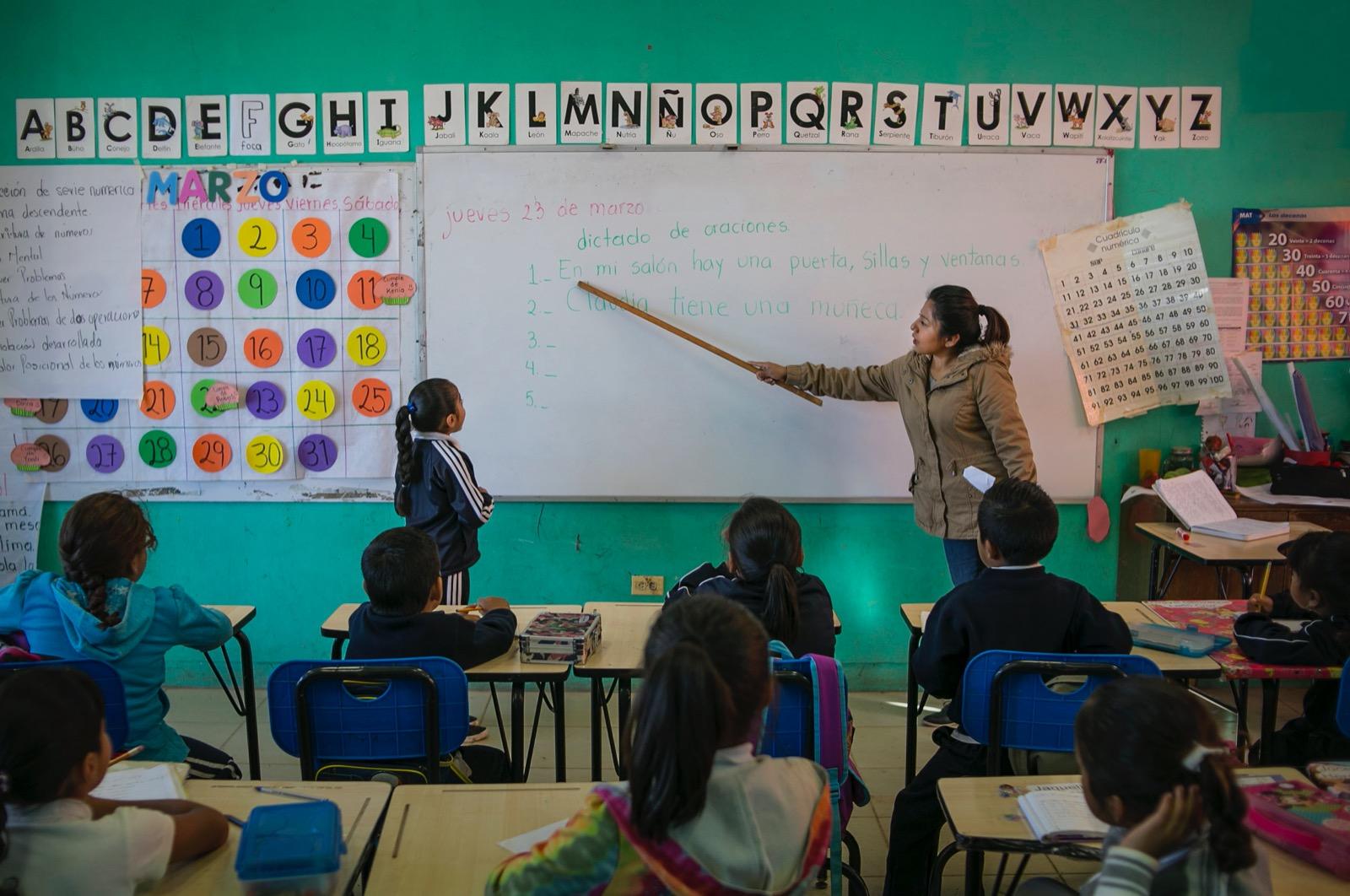 Capacitan a docentes de Tijuana para reforzar la educación a niñas, niños y adolescentes migrantes