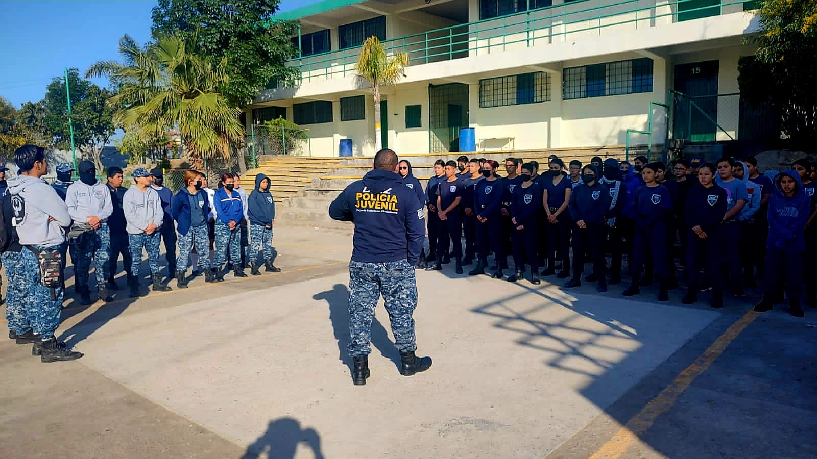 Participan más de mil jóvenes en las actividades de la policía juvenil