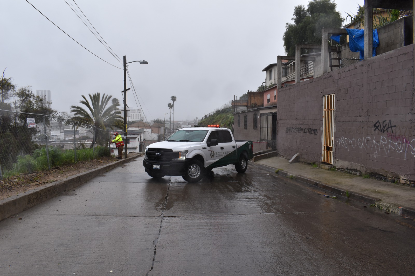 Protección Civil Municipal emite recomendaciones por lluvias y fuertes vientos