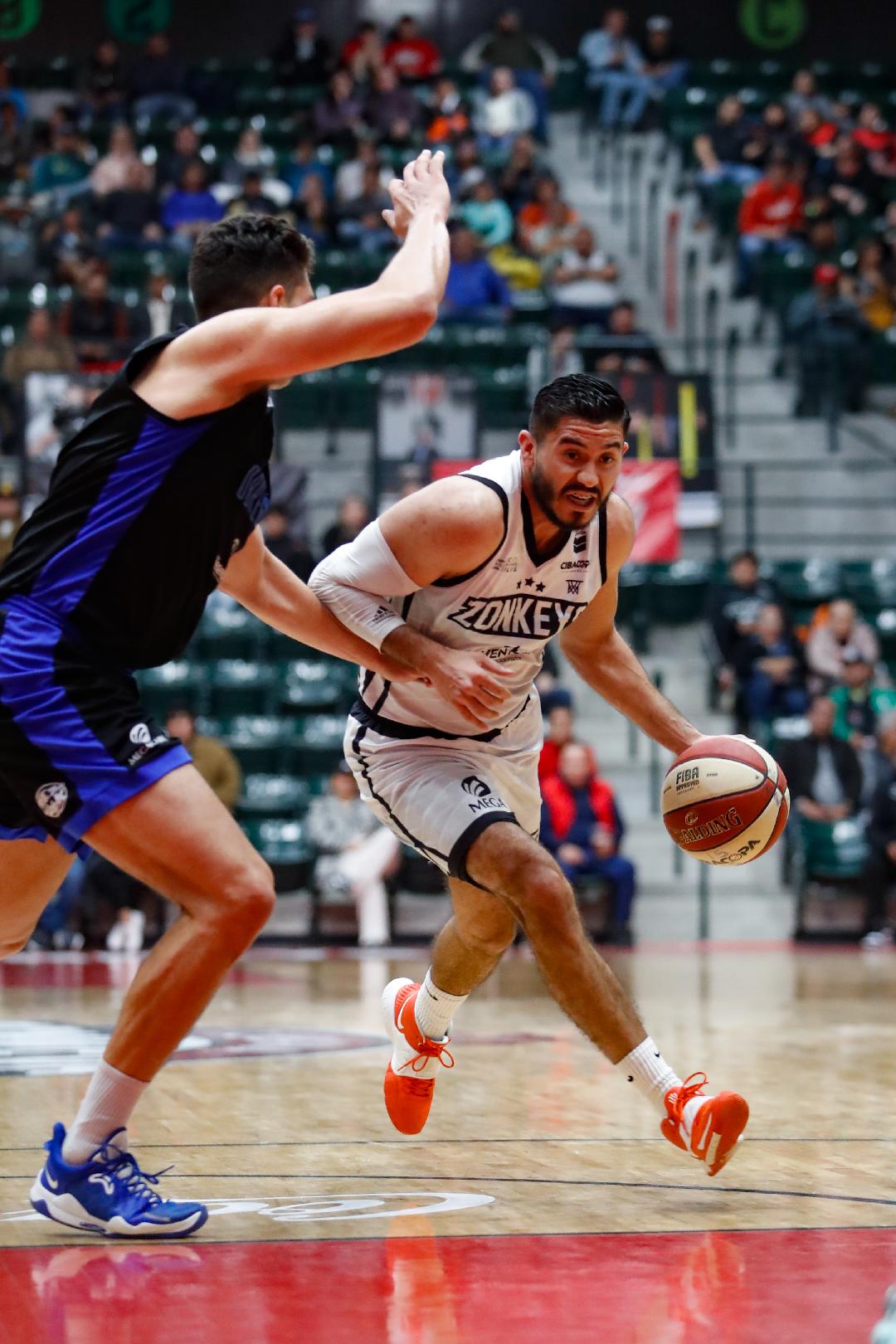 “La química del equipo se ha notado”: Rene Esparza, jugador de Zonkeys