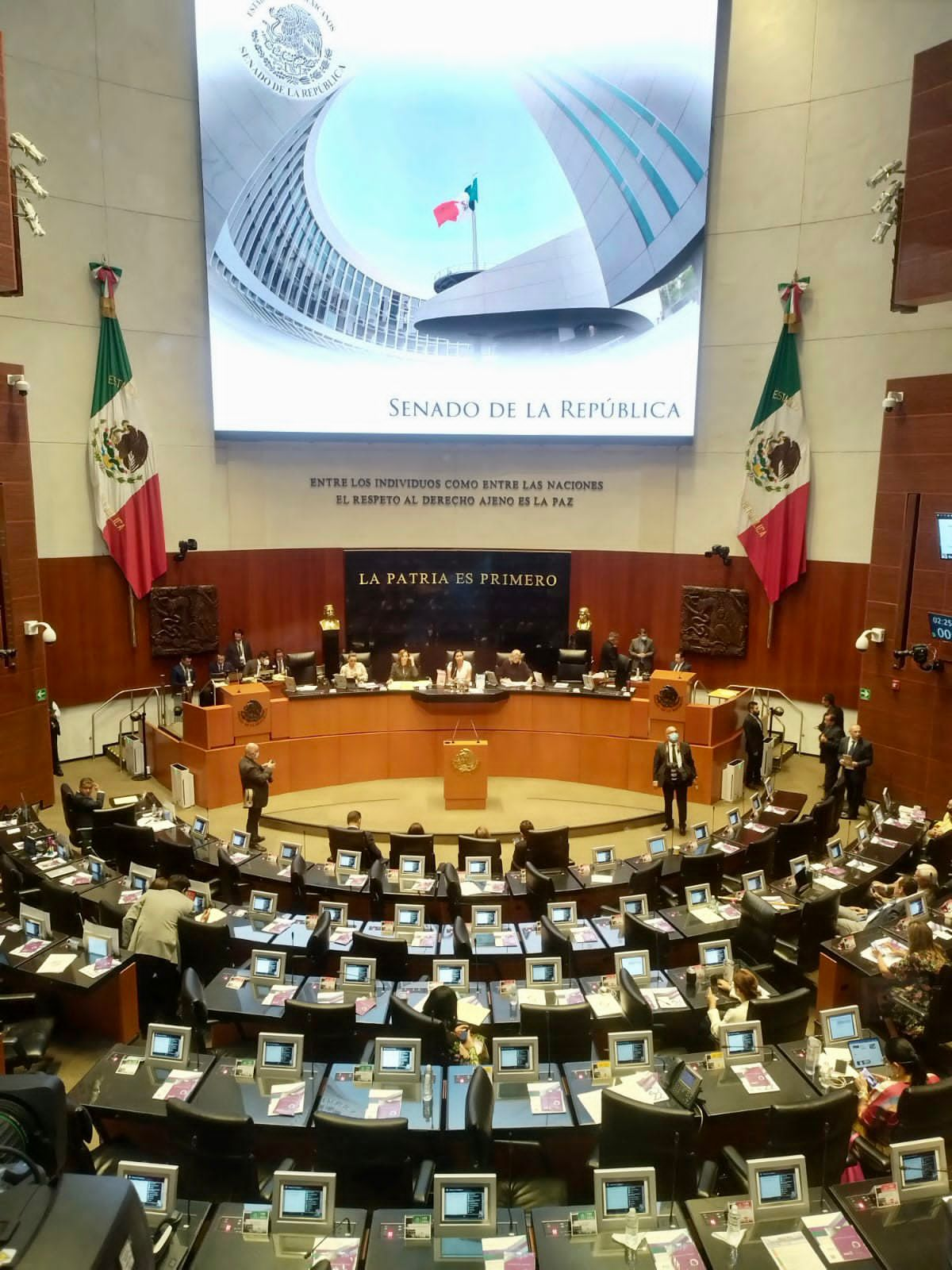 Dip. Monserrat Rodríguez participa en el senado en simposio “canabis una visión femenina”