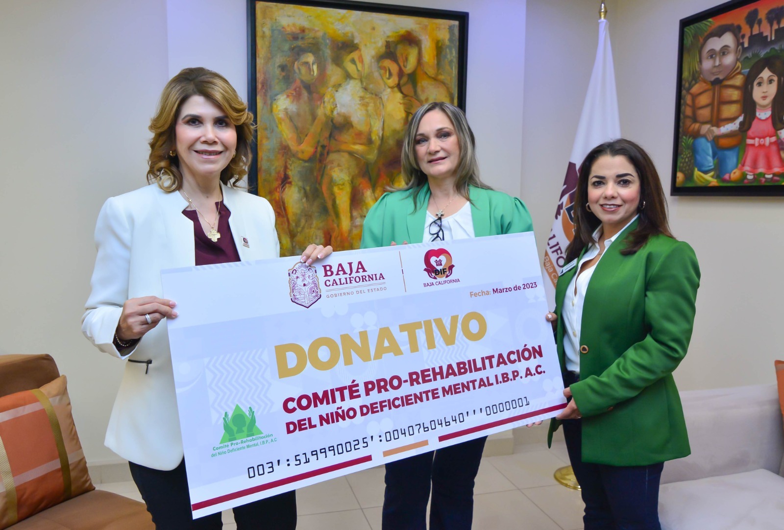 Entrega DIF BC donativo al comité pro- rehabilitación del niño deficiente mental