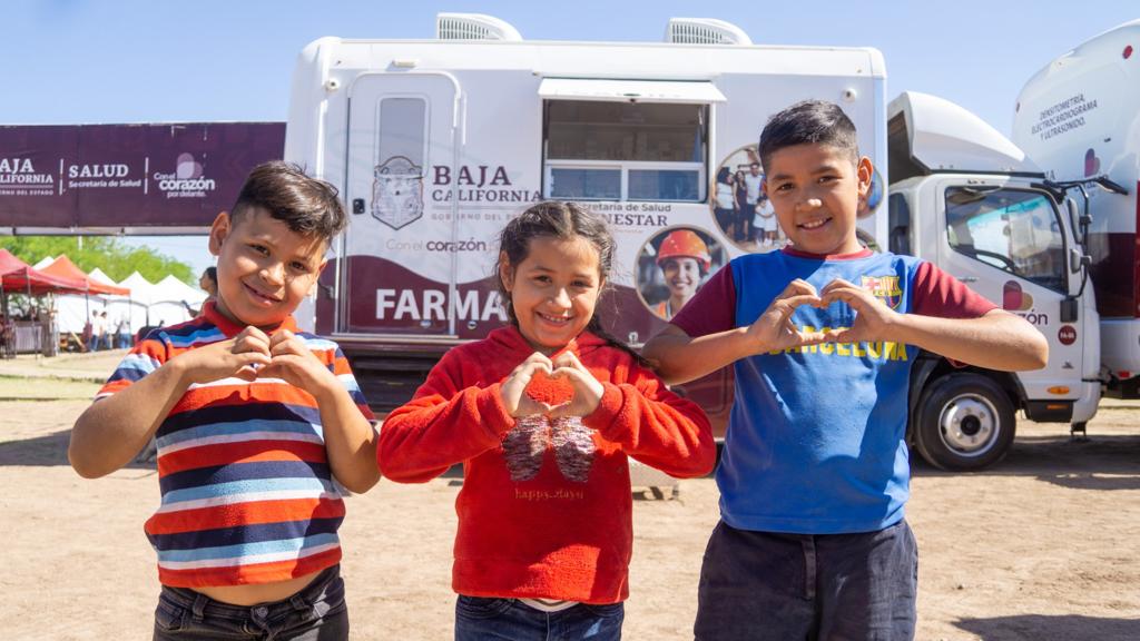 Benefician a niñas y niños de Baja California con atención médica integral en los Centros de Salud Móviles