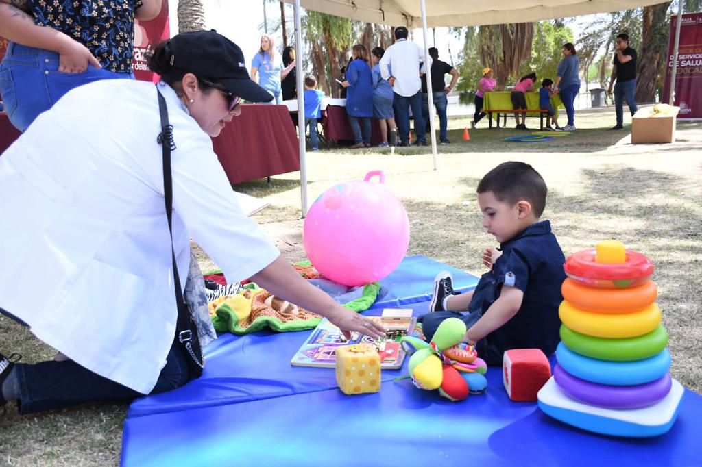 Participa Secretaría de Salud en actividades a favor de niñas y niños en el espectro autista