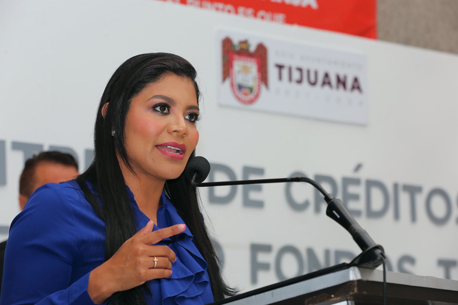 Entrega Alcaldesa Montserrat Caballero 504 créditos de fondos Tijuana a emprendedores