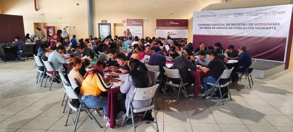 Presentan más de 100 personas exámenes para culminar educación básica en jornada de la SGG