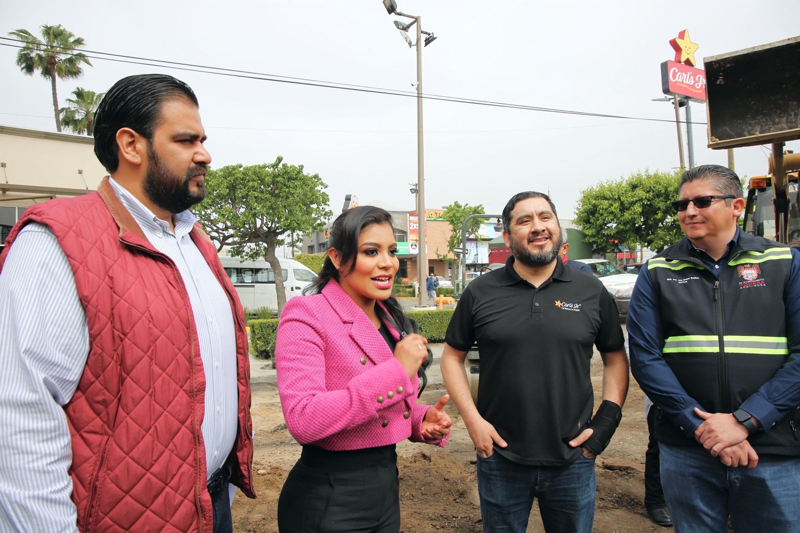 Anuncia alcaldesa Montserrat Caballero bacheo nocturno