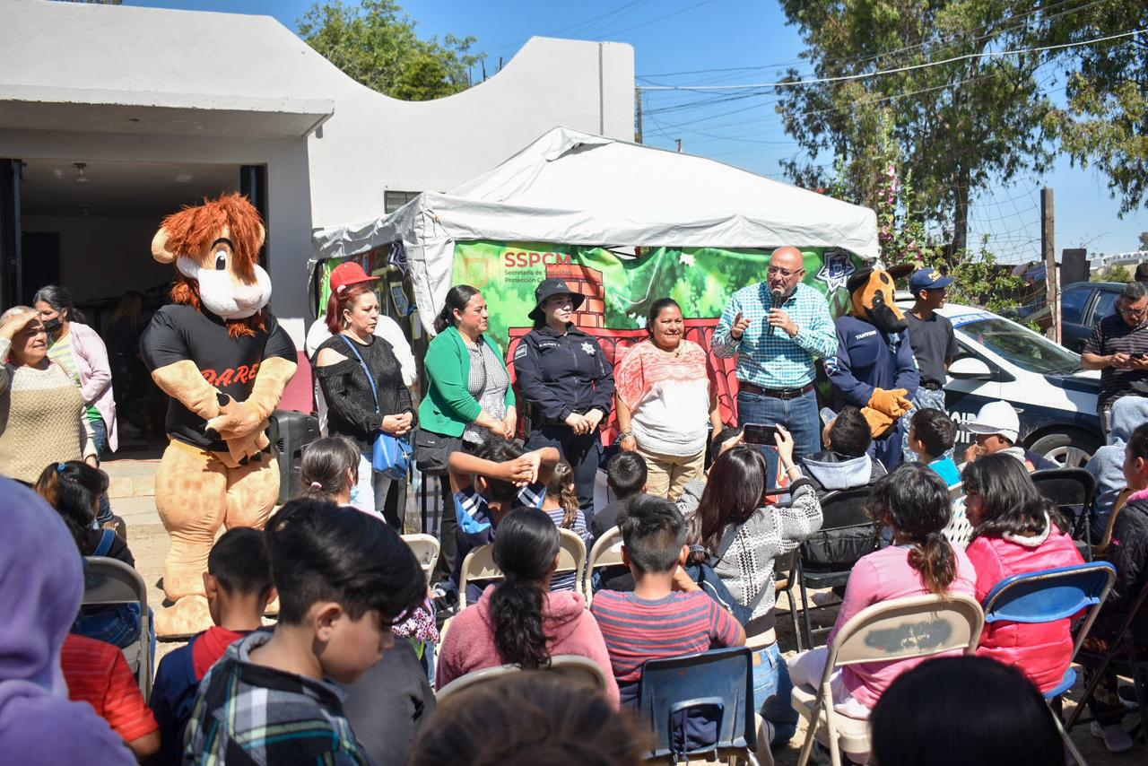 Festeja Secretaría de Seguridad a niños en centro comunitario lagunitas