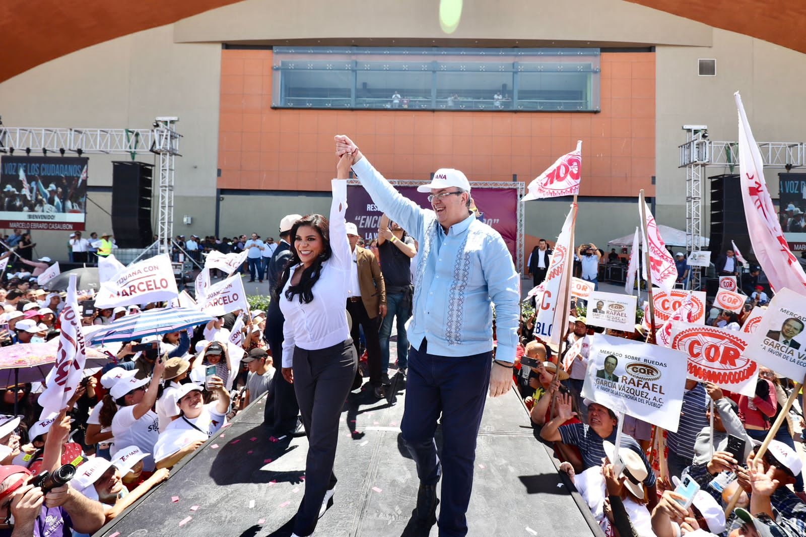 Montserrat Caballero, mujer política de convicciones definidas: Marcelo Ebrard