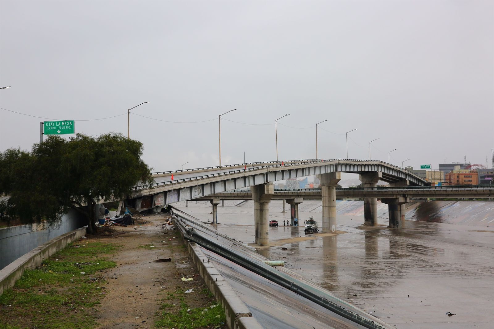 Alcaldesa Montserrat Caballero decide arreglar puente El Chaparral