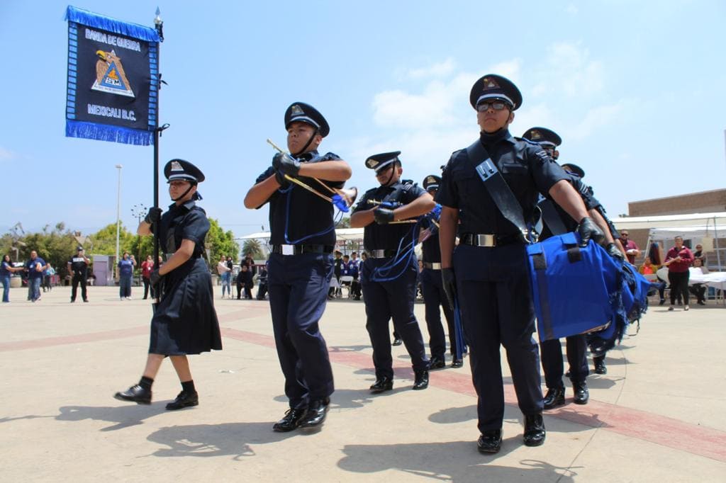 LOGRARON ESTUDIANTES DE TECATE PRIMER LUGAR EN CONCURSO ESTATAL DE BANDAS DE GUERRA ORGANIZADO POR LA SE BC