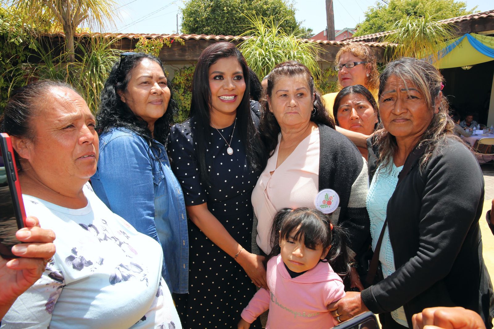 Reitera Montserrat Caballero apoyo a madres tijuanenses y sus hijos