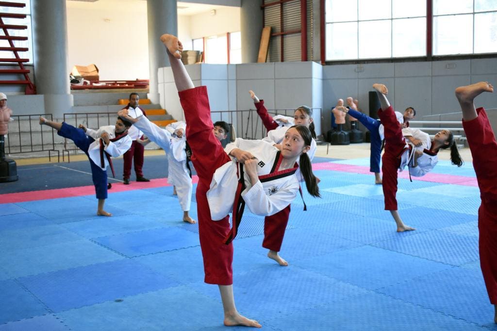 REALIZA SELECCIÓN DE TAEKWONDO DE BAJA CALIFORNIA MODELAJE DE COMPETENCIA EN EL CAR TIJUANA: INDE