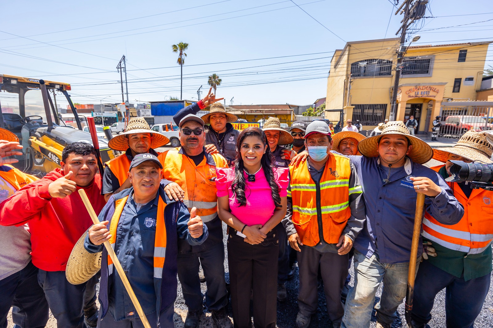 Celebra alcaldesa cumpleaños con obras para Tijuana