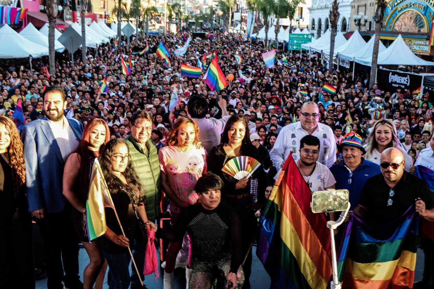 En Tijuana se puede andar de la mano con quien sea: Montserrat Caballero a comunidad LGBTTIQ+ en su día