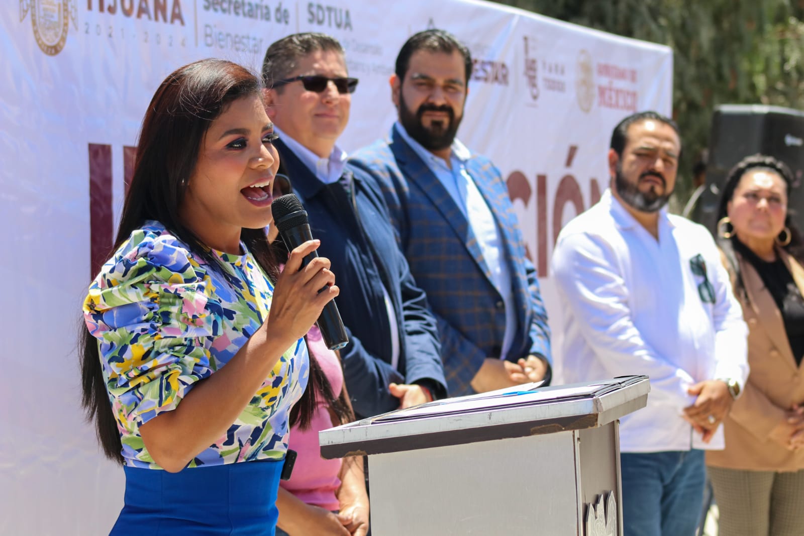 Inaugura alcaldesa Montserrat Caballero pavimentación en colonia agraristas