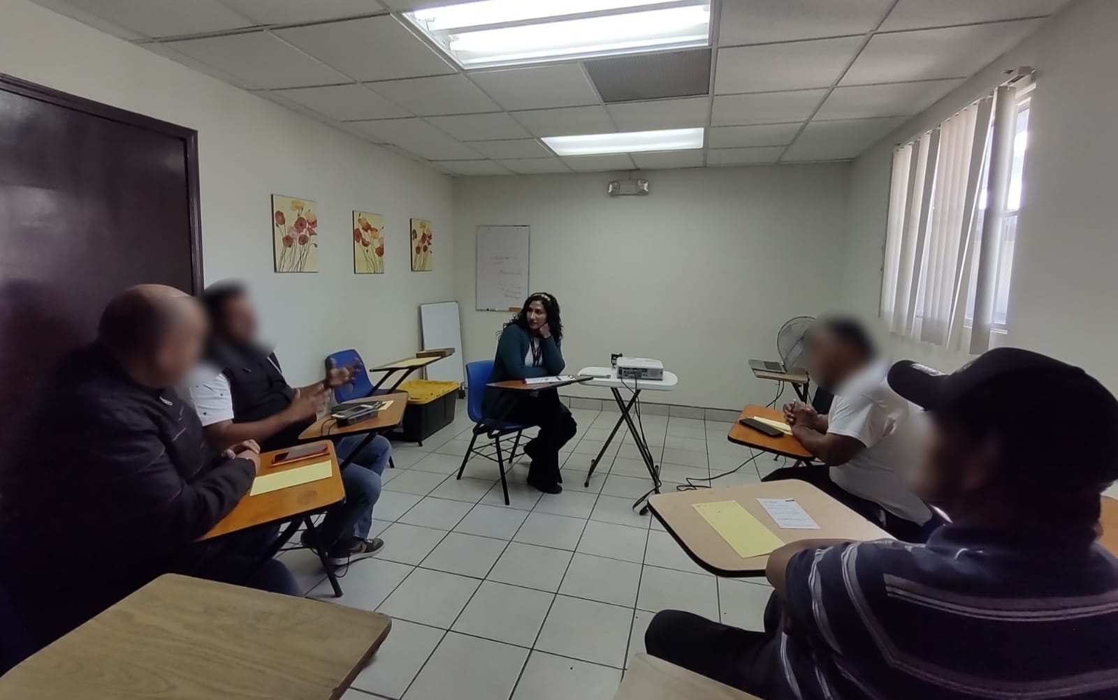 Imparte IMCAD taller psicoeducativo para hombres con problemas de control de impulsos