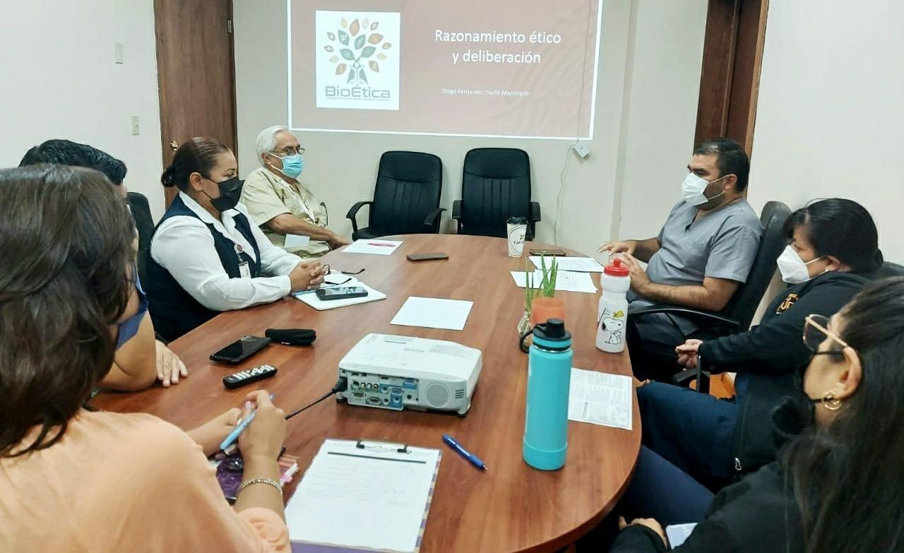 Cuenta Hospital General de Mexicali con comités para el progreso profesional continuo