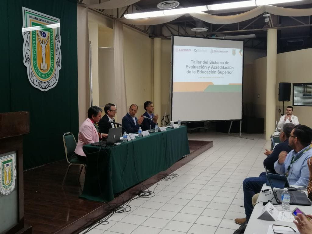 REALIZA SECRETARÍA DE EDUCACIÓN TALLER DE EVALUACIÓN Y ACREDITACIÓN DE LA EDUCACIÓN SUPERIOR