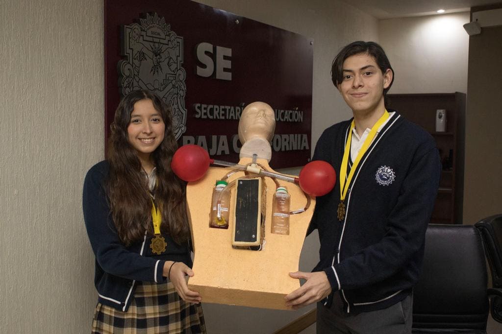 RECONOCE SECRETARÍA DE EDUCACIÓN A ESTUDIANTES GANADORES DE INFOMATRIX MÉXICO 2023