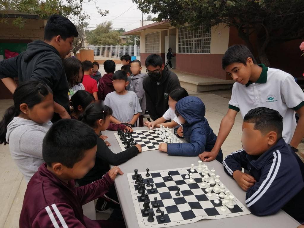 PROMUEVE CONALEP PLANTEL TECATE DISCIPLINA DE AJEDREZ ENTRE ESTUDIANTES DE PRIMARIA