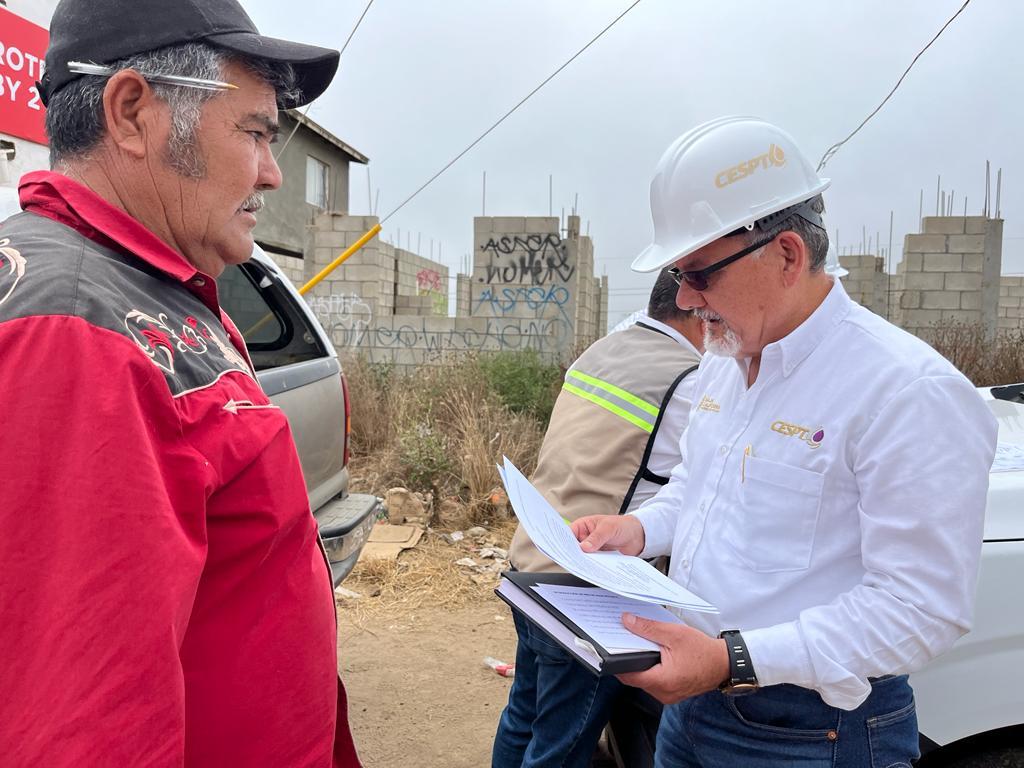 Inicia CESPT obra de introducción de agua potable en colonia Del Castillo